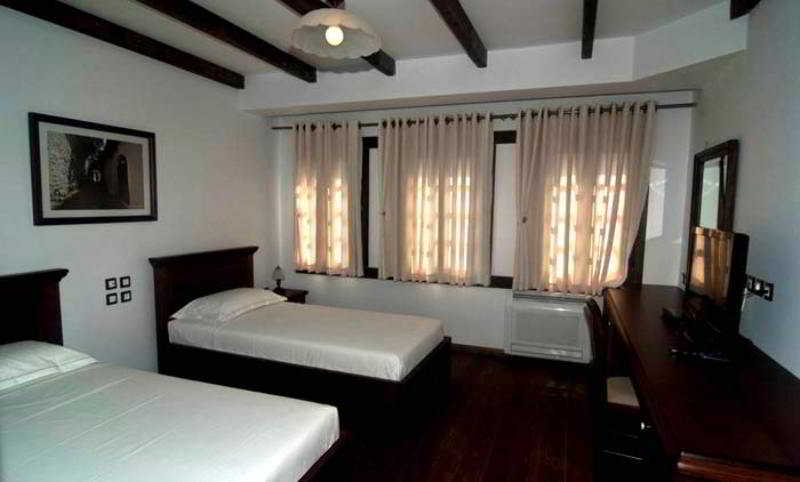 Boutique Hotel Muzaka Berat Dış mekan fotoğraf