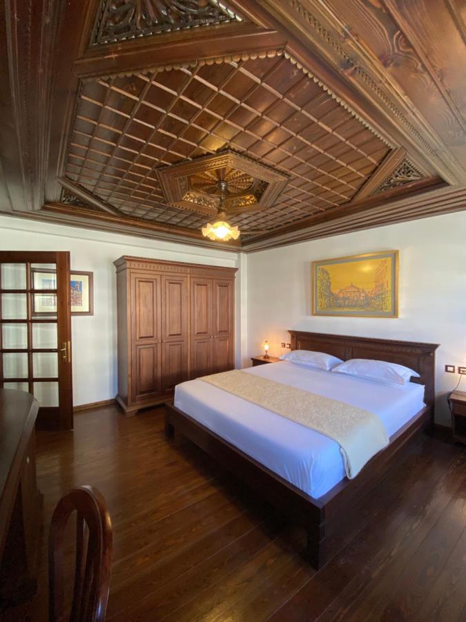 Boutique Hotel Muzaka Berat Dış mekan fotoğraf