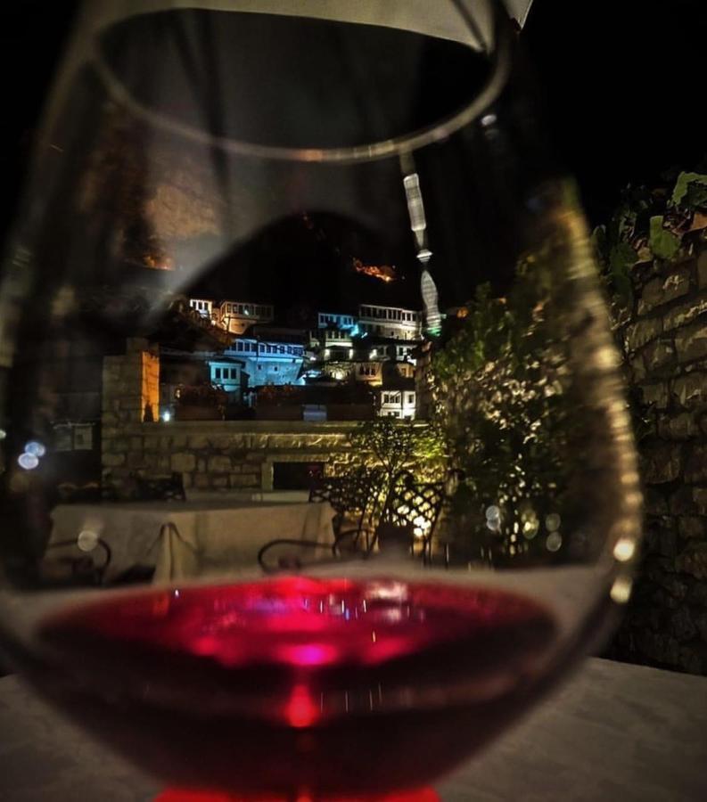 Boutique Hotel Muzaka Berat Dış mekan fotoğraf