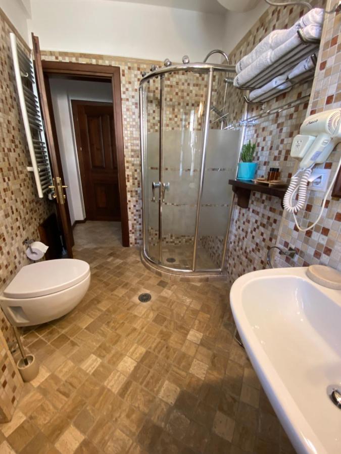 Boutique Hotel Muzaka Berat Dış mekan fotoğraf