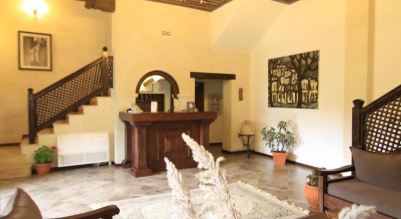 Boutique Hotel Muzaka Berat Dış mekan fotoğraf